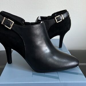 Jasmine suede & leather black buckled booties round toe